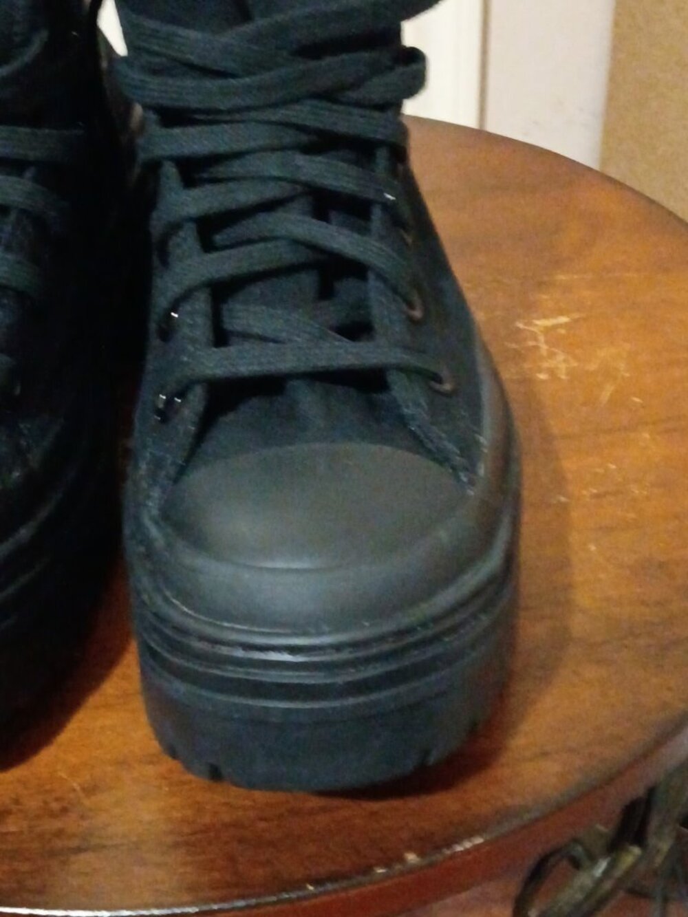 Converse Chuck Taylor Lugged Platform High Top Black Women's Size 7 Mens Size 5 - Picture 8 of 13